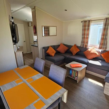 Kp Holiday Home Corton  Dış mekan fotoğraf